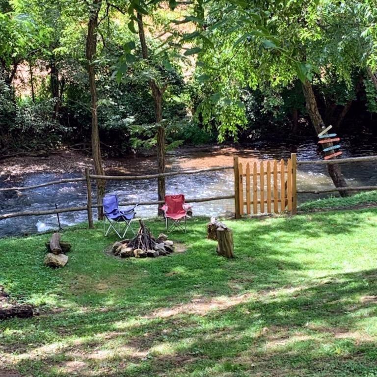 Appartamento Tranquil Creekside Mountain View Getaway Clyde Esterno foto